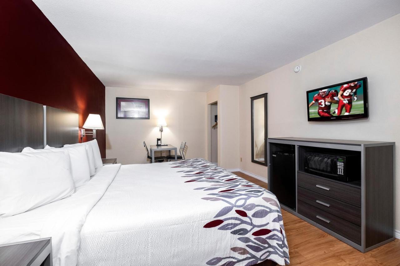 Red Roof Inn Houston North - Fm1960 & I-45 Westfield Экстерьер фото