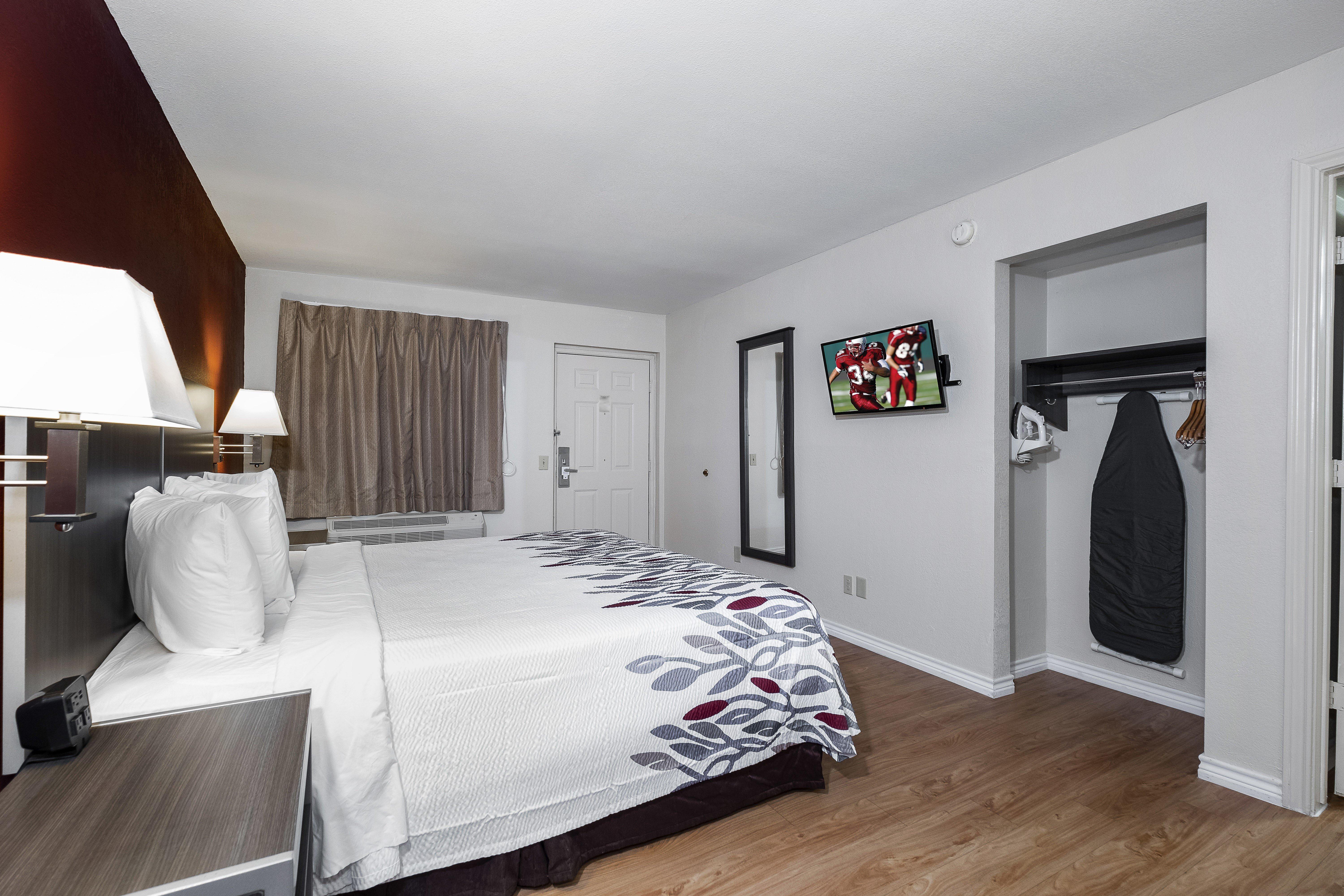 Red Roof Inn Houston North - Fm1960 & I-45 Westfield Экстерьер фото