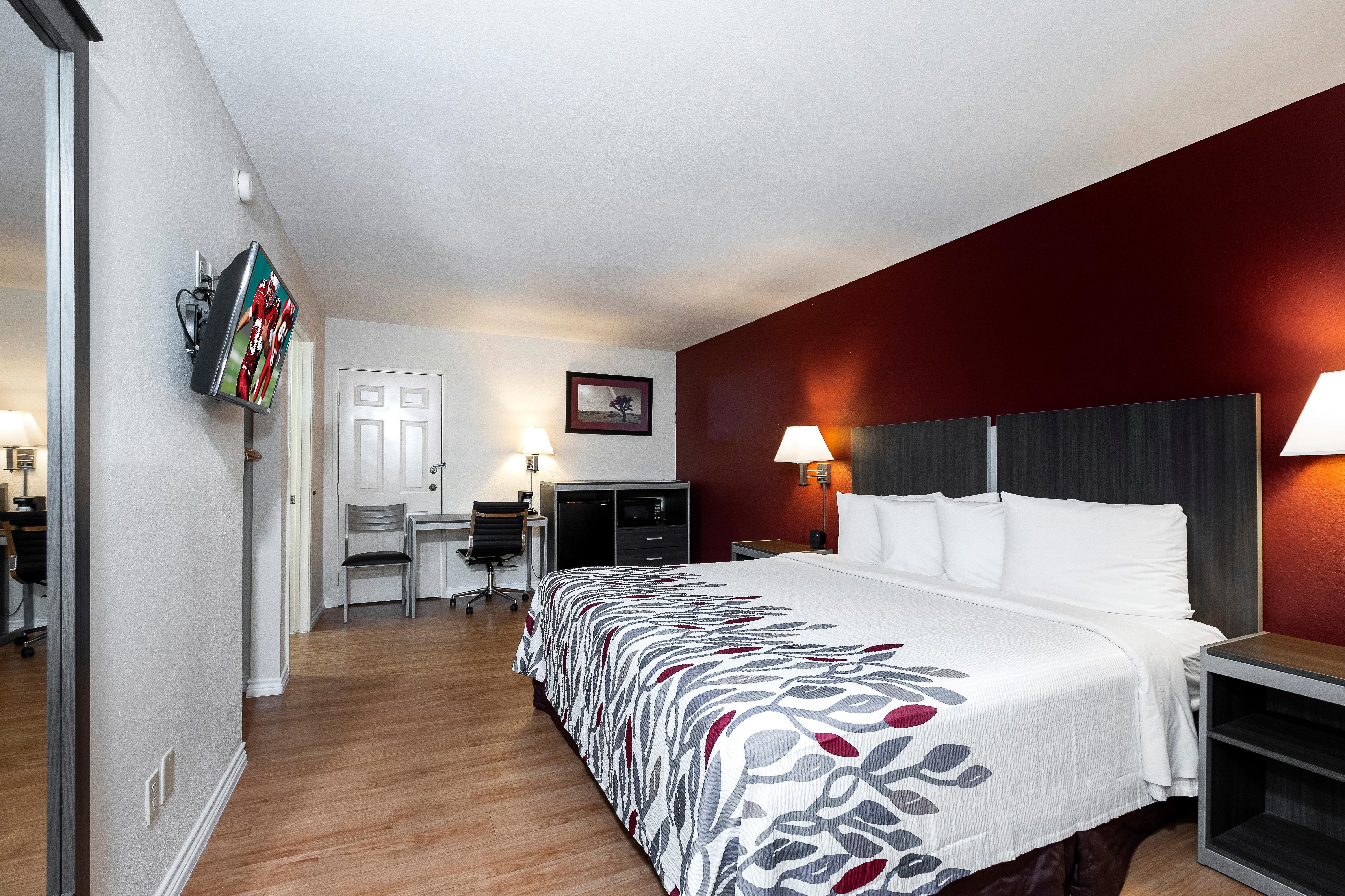 Red Roof Inn Houston North - Fm1960 & I-45 Westfield Экстерьер фото