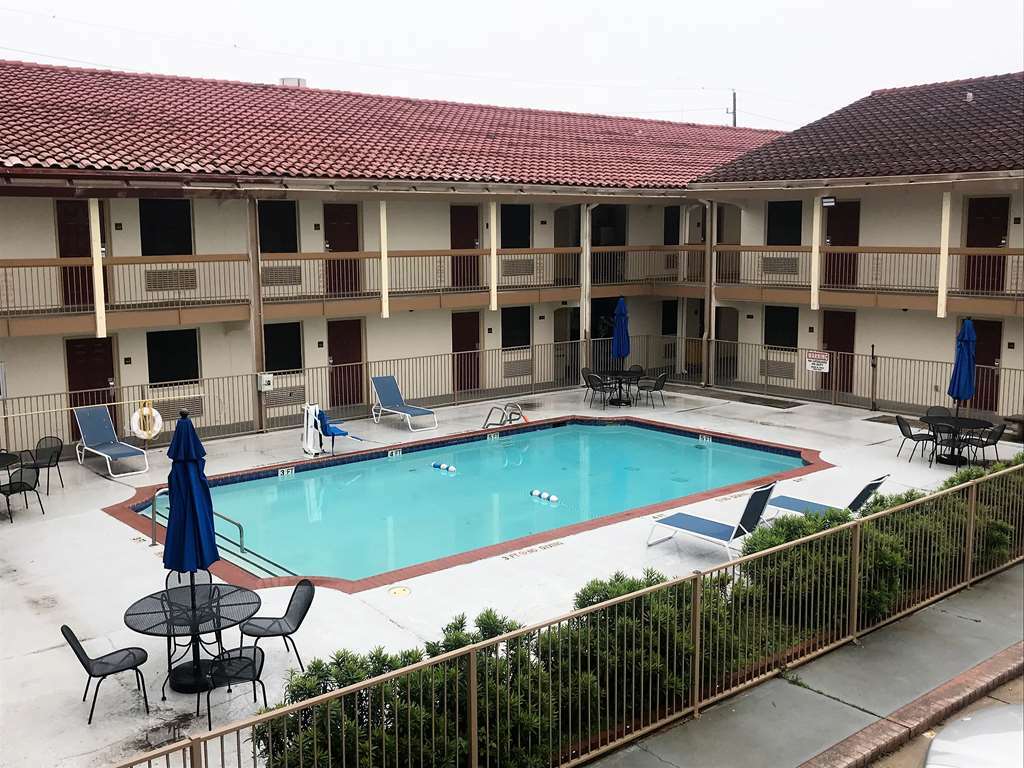 Red Roof Inn Houston North - Fm1960 & I-45 Westfield Удобства фото